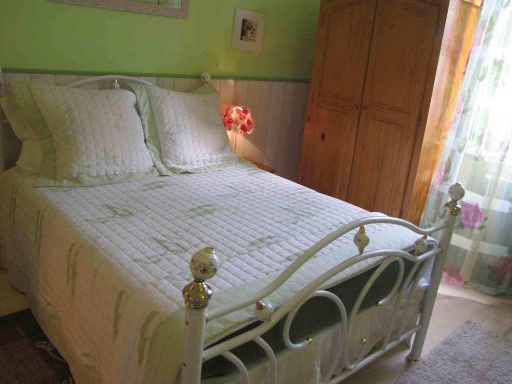 Chambres D'Hotes Les Pensees Douces Auxerre Ruang foto