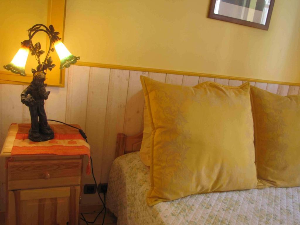 Chambres D'Hotes Les Pensees Douces Auxerre Ruang foto