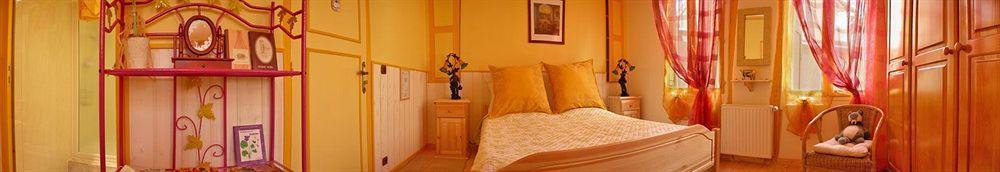 Chambres D'Hotes Les Pensees Douces Auxerre Bagian luar foto